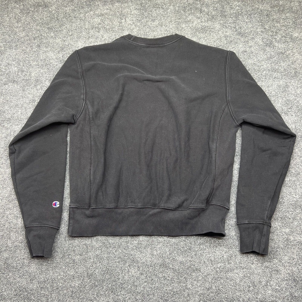 Champion sweatshirt medium Black Reverse Reave Spellout Crew Neck Sweater - Picture 7 of 9